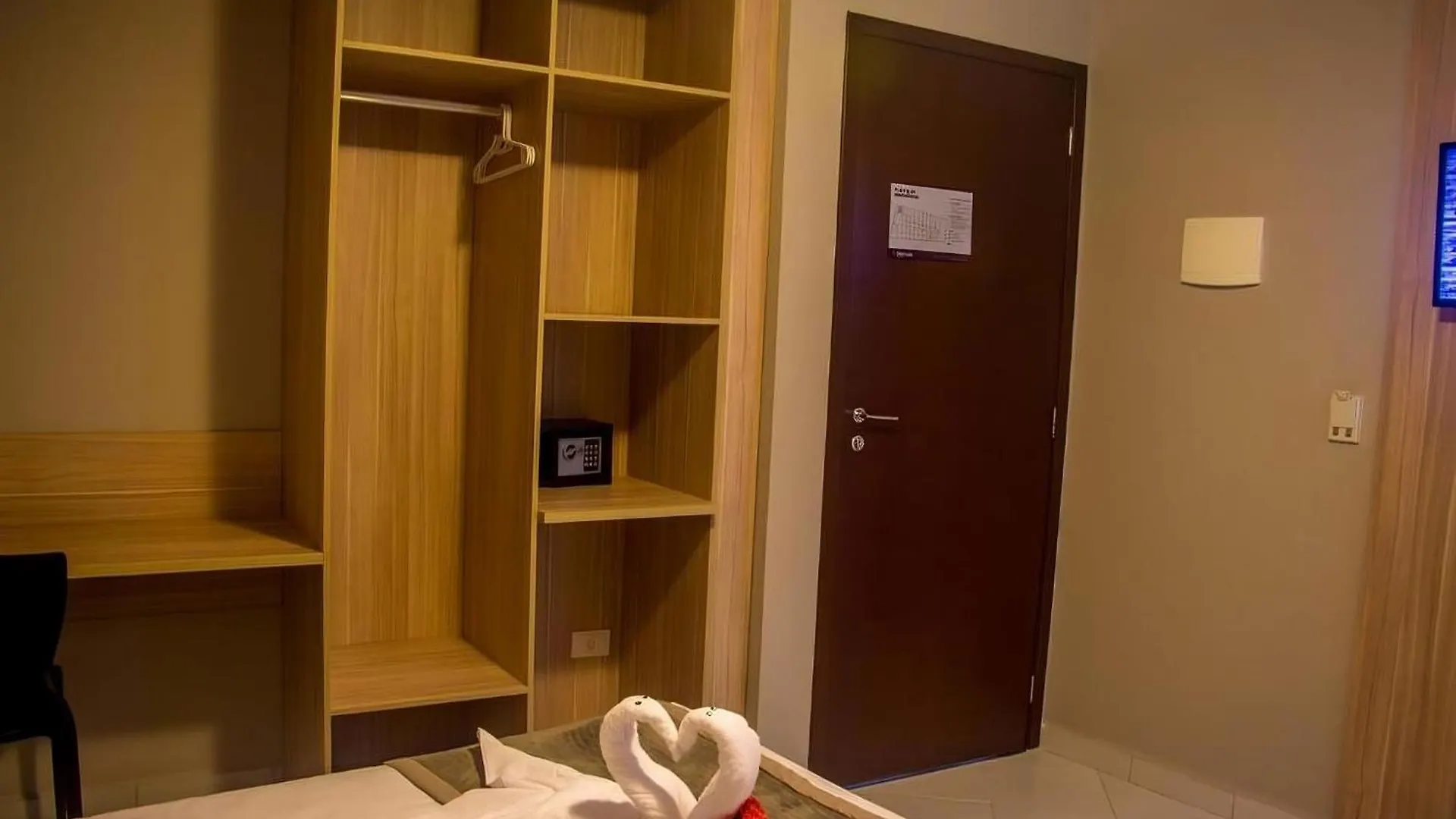 **  Hotel Enseada Aeroporto Recife Brasilien