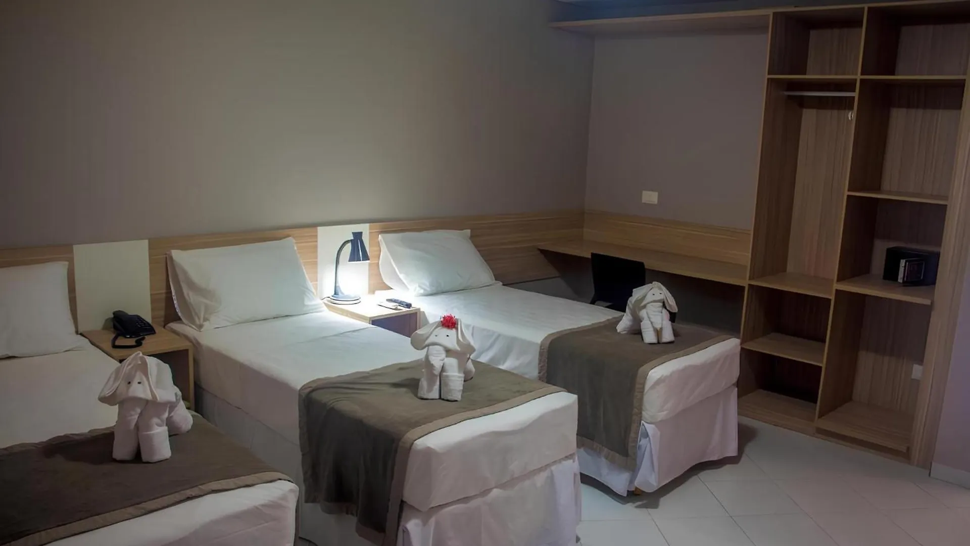 Hotel Enseada Aeroporto Recife